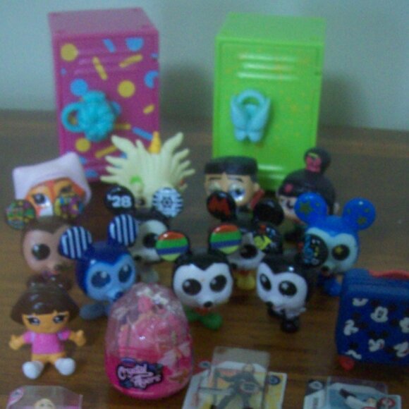 Mini Brands Disney Toys plus Disney Doorables Set, NWOT - Picture 1 of 7